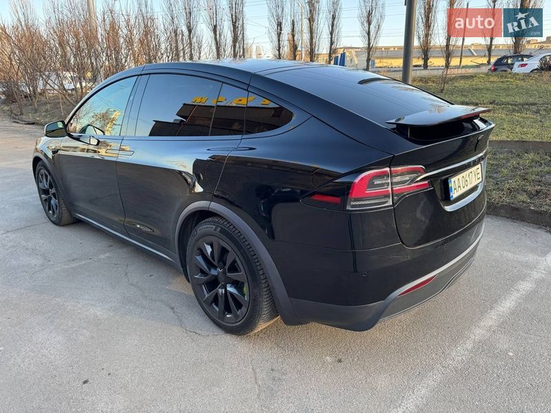 Внедорожник / Кроссовер Tesla Model X 2022 в Киеве