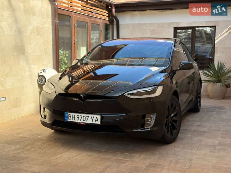 Внедорожник / Кроссовер Tesla Model X 2018 в Одессе