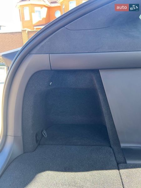 Позашляховик / Кросовер Tesla Model X 2024 в Києві фото 72 Позашляховик / Кросовер Tesla Model X 2024 в Києві