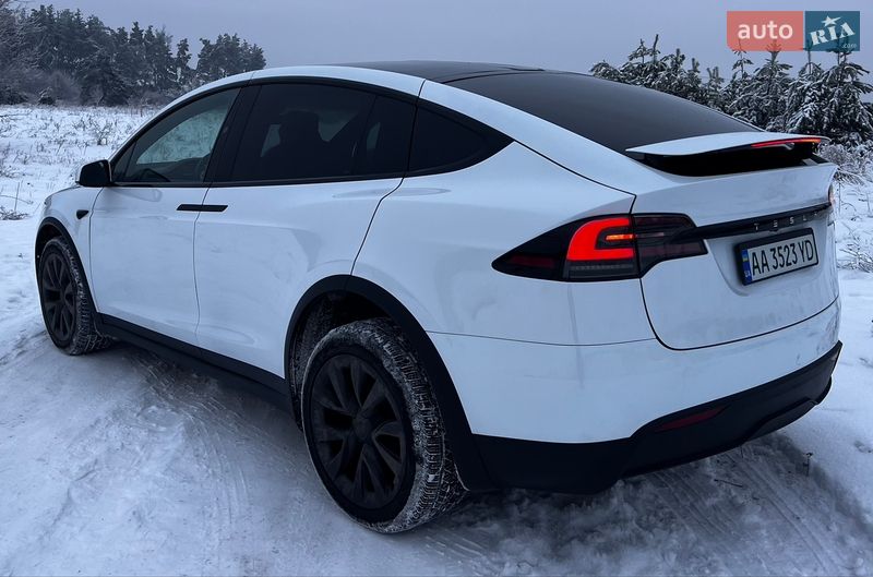 Позашляховик / Кросовер Tesla Model X 2024 в Києві фото 16 Позашляховик / Кросовер Tesla Model X 2024 в Києві