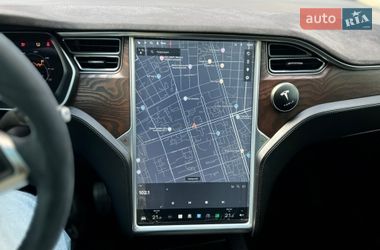 Внедорожник / Кроссовер Tesla Model X 2016 в Николаеве