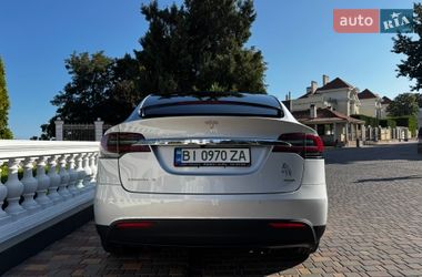 Позашляховик / Кросовер Tesla Model X 2016 в Одесі