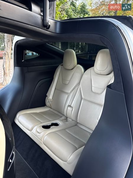 Позашляховик / Кросовер Tesla Model X 2016 в Одесі