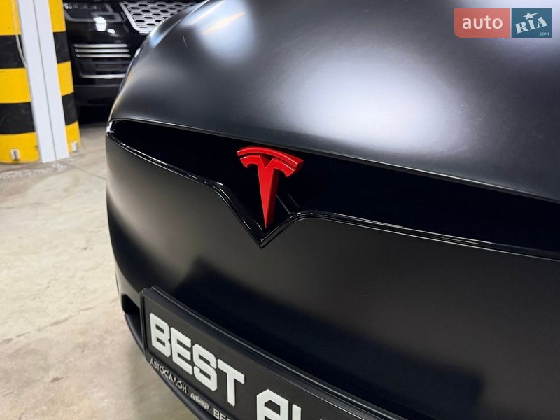Внедорожник / Кроссовер Tesla Model X 2020 в Киеве