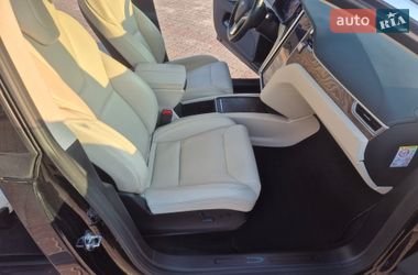 Внедорожник / Кроссовер Tesla Model X 2018 в Киеве