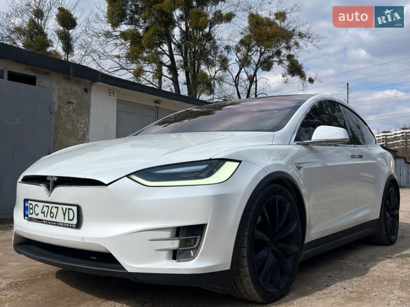 Позашляховик / Кросовер Tesla Model X 2016 в Львові фото Позашляховик / Кросовер Tesla Model X 2016 в Львові