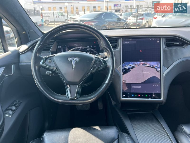Позашляховик / Кросовер Tesla Model X 2018 в Києві
