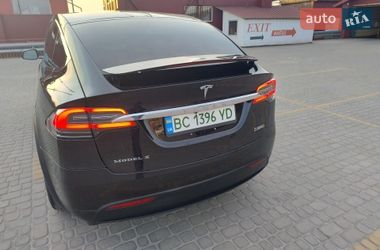 Позашляховик / Кросовер Tesla Model X 2016 в Львові фото 9 Позашляховик / Кросовер Tesla Model X 2016 в Львові