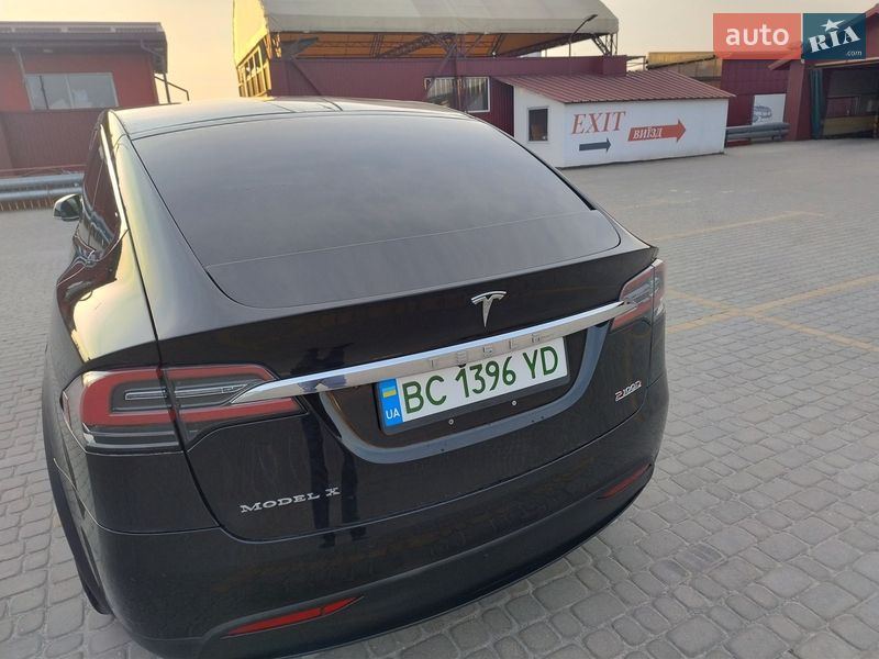 Позашляховик / Кросовер Tesla Model X 2016 в Львові фото 8 Позашляховик / Кросовер Tesla Model X 2016 в Львові