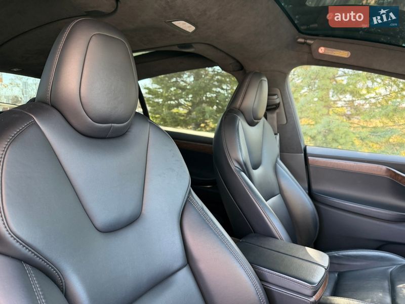 Внедорожник / Кроссовер Tesla Model X 2020 в Одессе фото 30 Внедорожник / Кроссовер Tesla Model X 2020 в Одессе