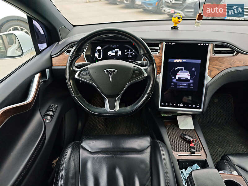 Внедорожник / Кроссовер Tesla Model X 2016 в Харькове