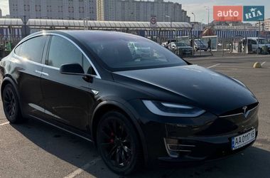 Позашляховик / Кросовер Tesla Model X 2016 в Києві