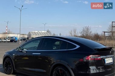 Позашляховик / Кросовер Tesla Model X 2016 в Києві