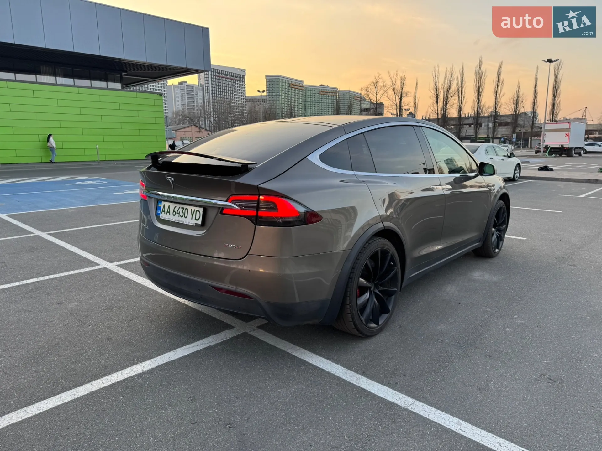 2016 Tesla Model X - мініатюра 6