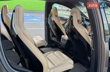 Внедорожник / Кроссовер Tesla Model X 2016 в Киеве