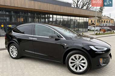 Внедорожник / Кроссовер Tesla Model X 2018 в Черновцах