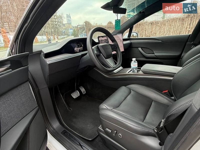 Внедорожник / Кроссовер Tesla Model X 2024 в Днепре фото 12 Внедорожник / Кроссовер Tesla Model X 2024 в Днепре