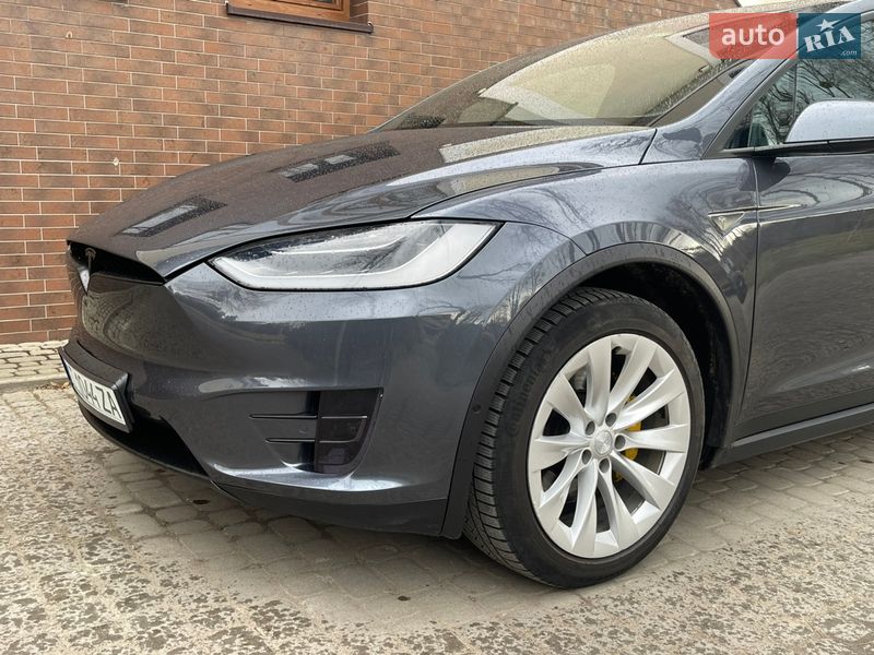 Внедорожник / Кроссовер Tesla Model X 2016 в Львове