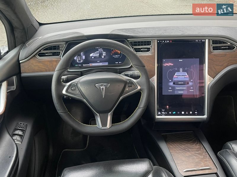 Внедорожник / Кроссовер Tesla Model X 2016 в Львове