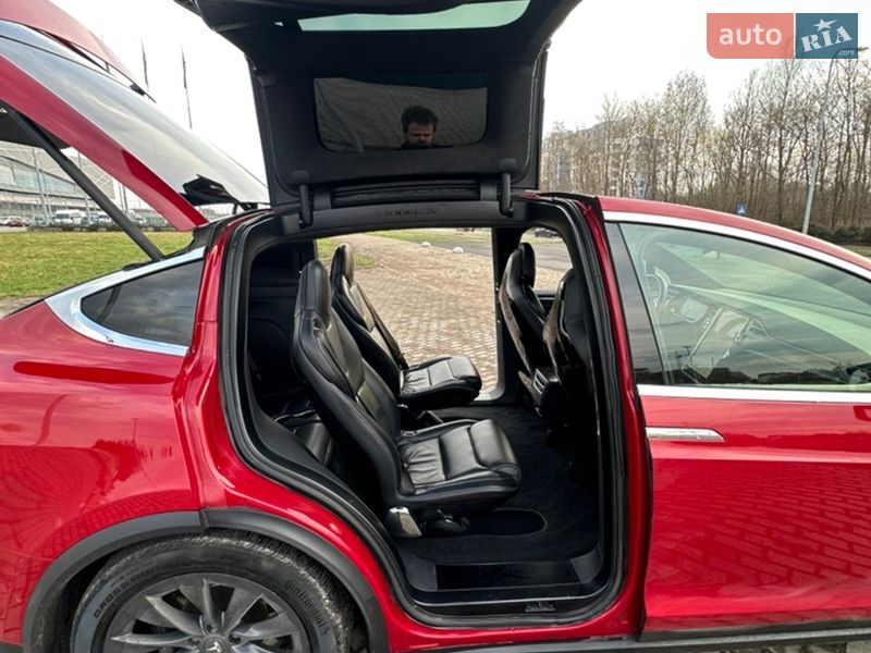 Внедорожник / Кроссовер Tesla Model X 2016 в Львове фото 8 Внедорожник / Кроссовер Tesla Model X 2016 в Львове