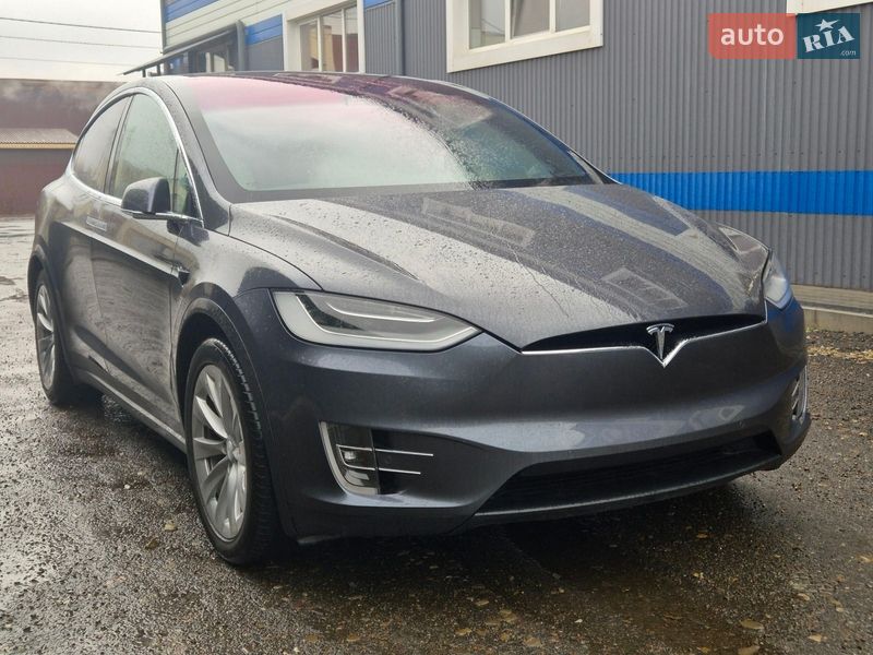 Внедорожник / Кроссовер Tesla Model X 2020 в Коломые