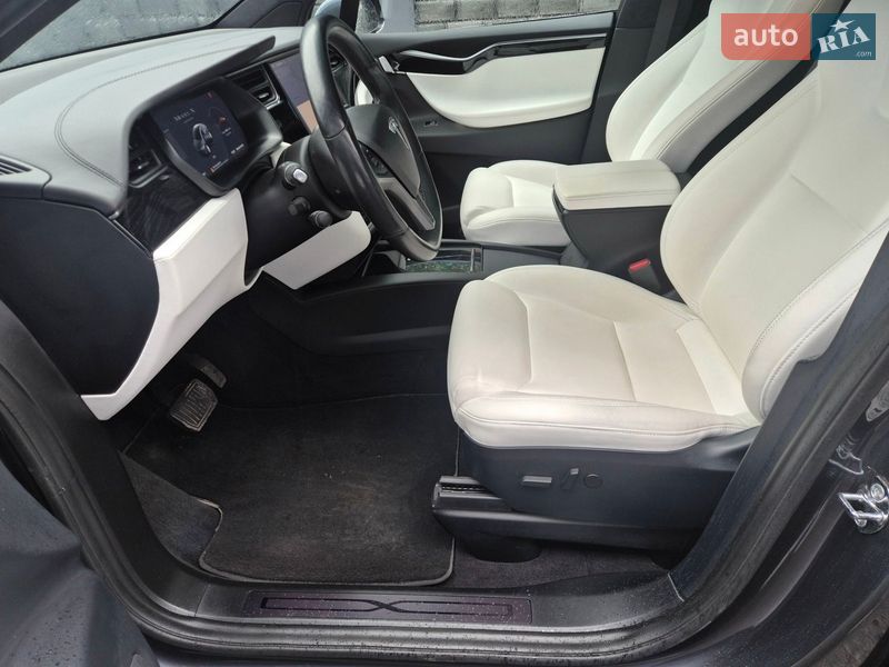 Позашляховик / Кросовер Tesla Model X 2020 в Коломиї фото 23 Позашляховик / Кросовер Tesla Model X 2020 в Коломиї