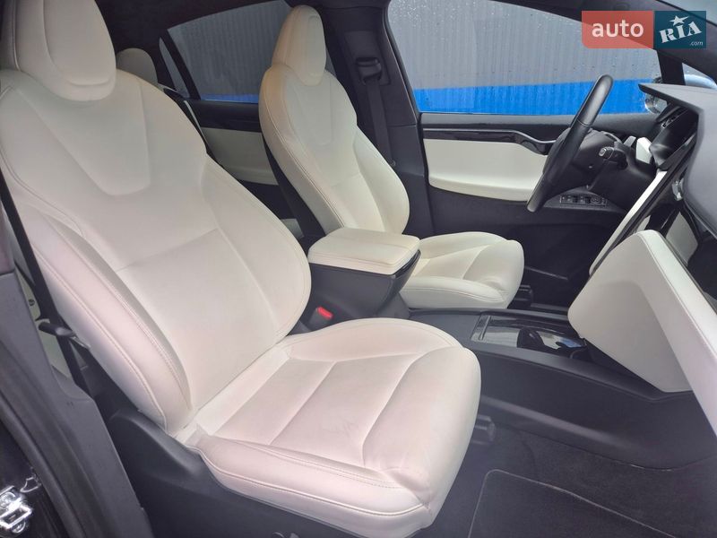 Внедорожник / Кроссовер Tesla Model X 2020 в Коломые