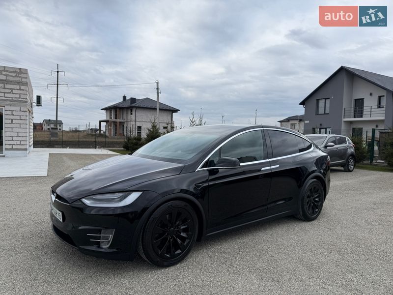 Позашляховик / Кросовер Tesla Model X 2018 в Тернополі фото 6 Позашляховик / Кросовер Tesla Model X 2018 в Тернополі