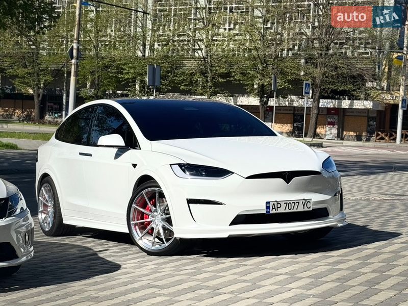 Внедорожник / Кроссовер Tesla Model X 2023 в Запорожье