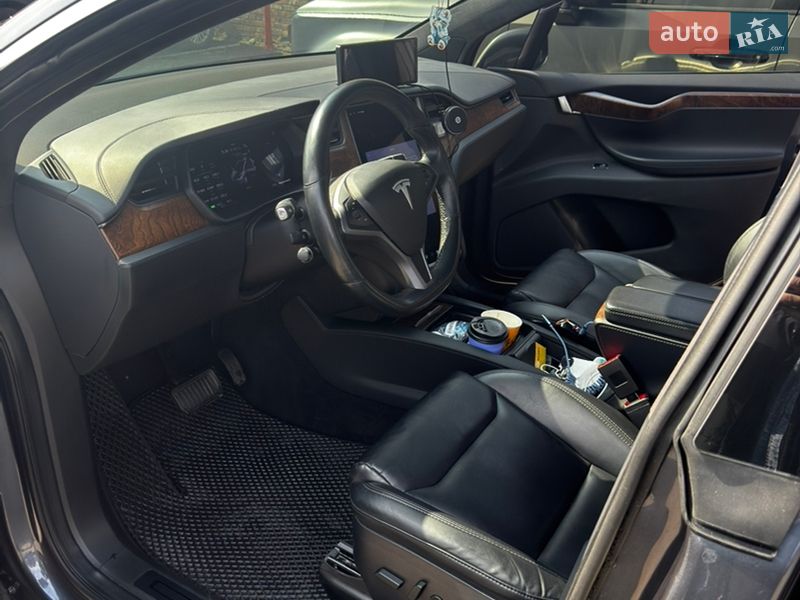 Внедорожник / Кроссовер Tesla Model X 2020 в Киеве фото 9 Внедорожник / Кроссовер Tesla Model X 2020 в Киеве