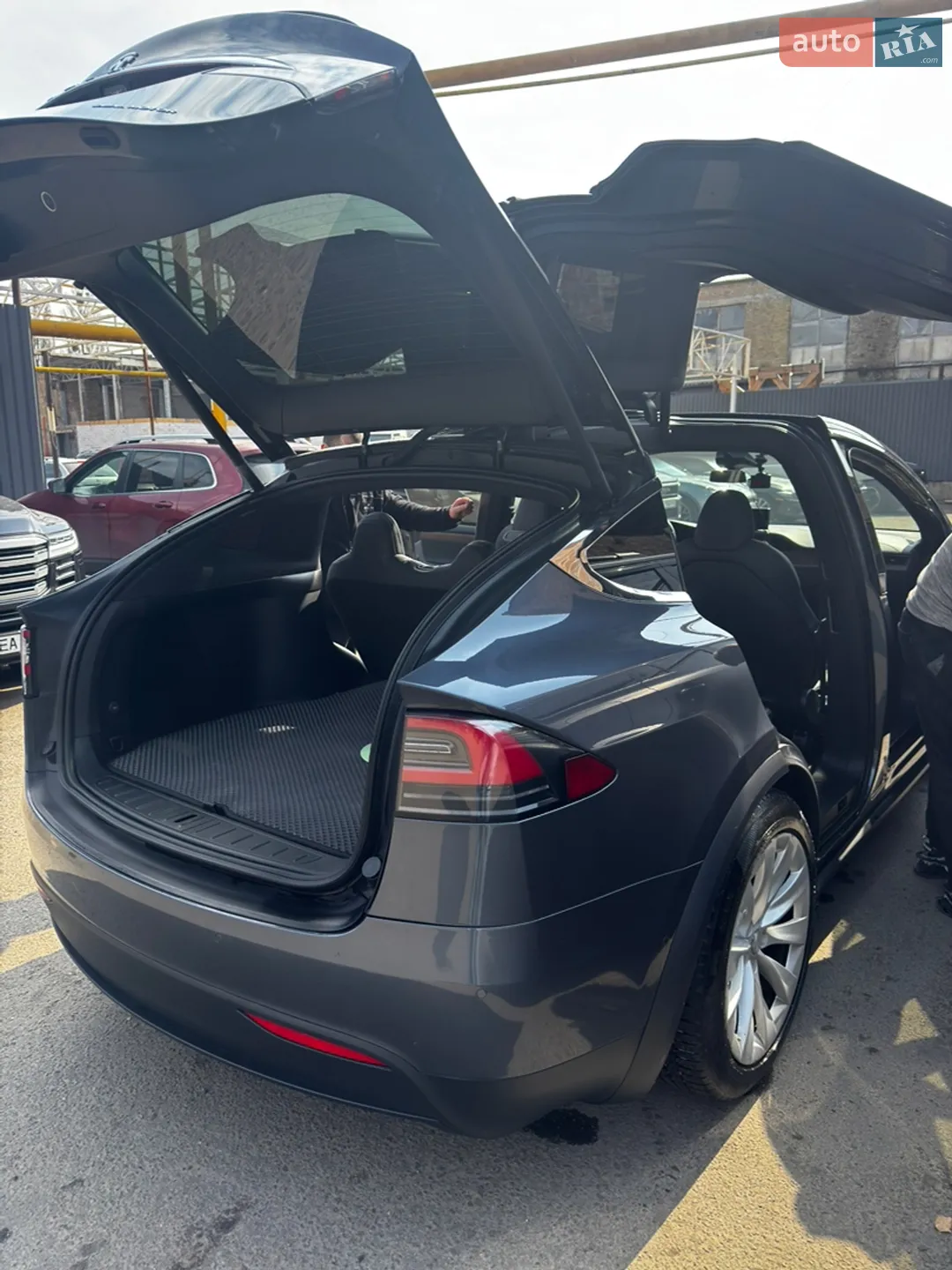 2020 Tesla Model X - мініатюра 7