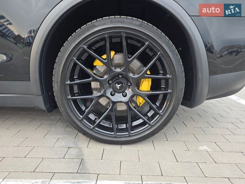 Позашляховик / Кросовер Tesla Model X 2016 в Одесі фото 15 Позашляховик / Кросовер Tesla Model X 2016 в Одесі