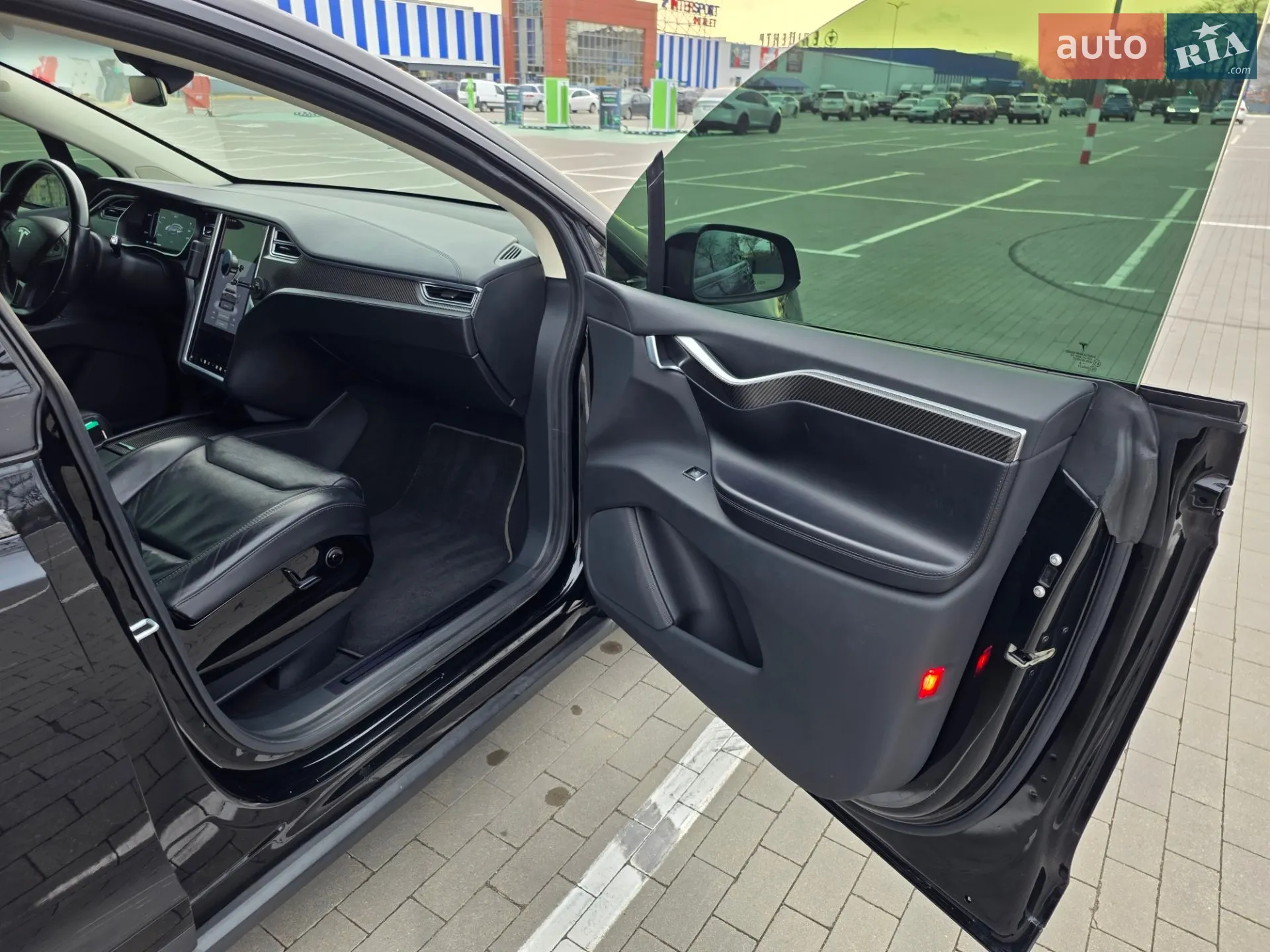 2016 Tesla Model X - мініатюра 24