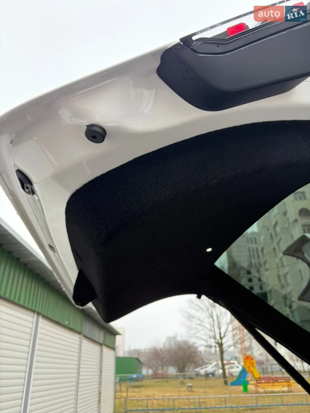 2024 Tesla Model X - мініатюра 35