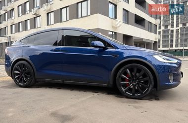 Внедорожник / Кроссовер Tesla Model X 2019 в Киеве