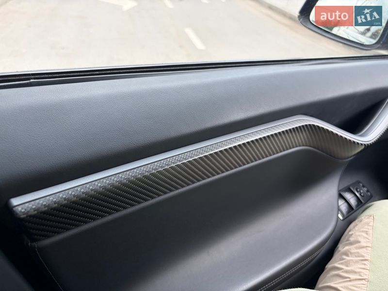Внедорожник / Кроссовер Tesla Model X 2019 в Киеве