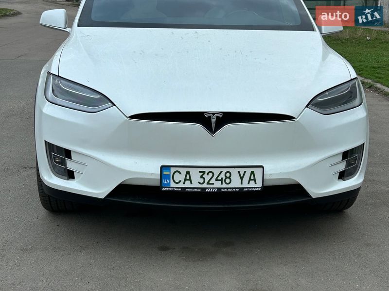 Позашляховик / Кросовер Tesla Model X 2017 в Черкасах фото 7 Позашляховик / Кросовер Tesla Model X 2017 в Черкасах