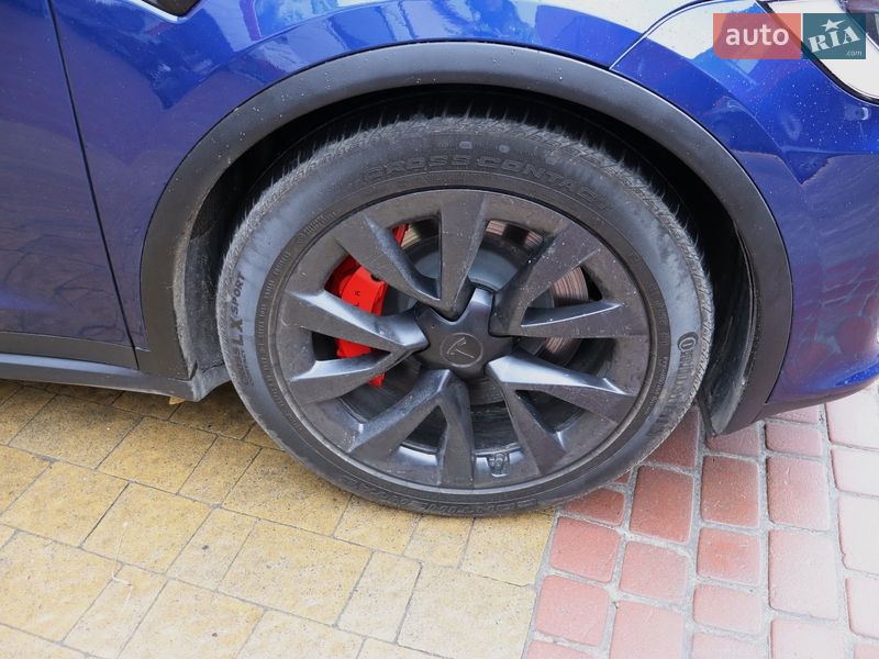Позашляховик / Кросовер Tesla Model X 2023 в Львові