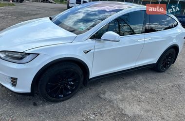 Позашляховик / Кросовер Tesla Model X 2019 в Києві