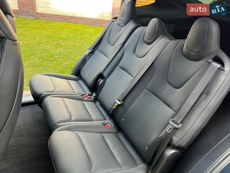Позашляховик / Кросовер Tesla Model X 2024 в Одесі