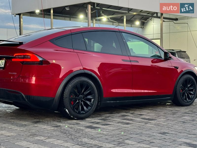 Позашляховик / Кросовер Tesla Model X 2020 в Ужгороді