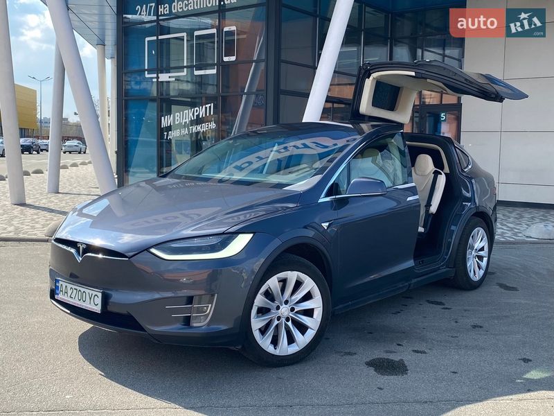 Внедорожник / Кроссовер Tesla Model X 2018 в Киеве фото 4 Внедорожник / Кроссовер Tesla Model X 2018 в Киеве