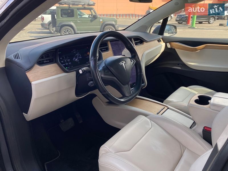 Внедорожник / Кроссовер Tesla Model X 2018 в Киеве фото 17 Внедорожник / Кроссовер Tesla Model X 2018 в Киеве