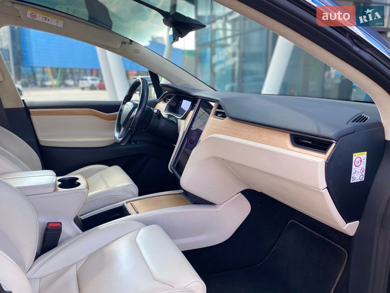 Внедорожник / Кроссовер Tesla Model X 2018 в Киеве фото 21 Внедорожник / Кроссовер Tesla Model X 2018 в Киеве
