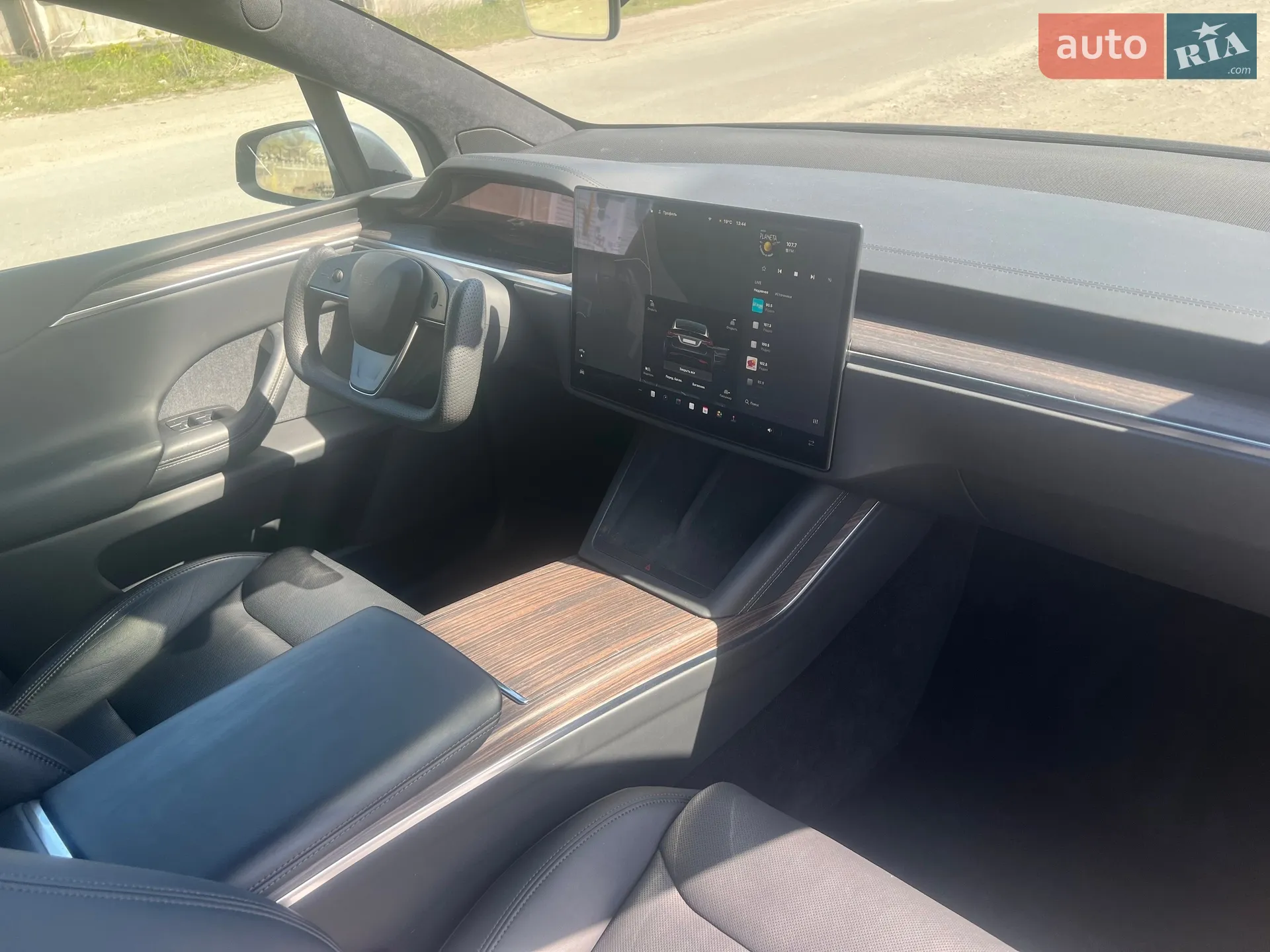 2021 Tesla Model X - мініатюра 10