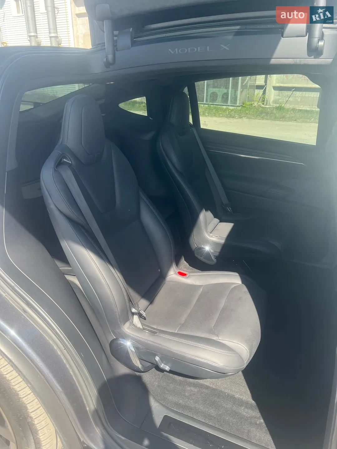 2021 Tesla Model X - мініатюра 11