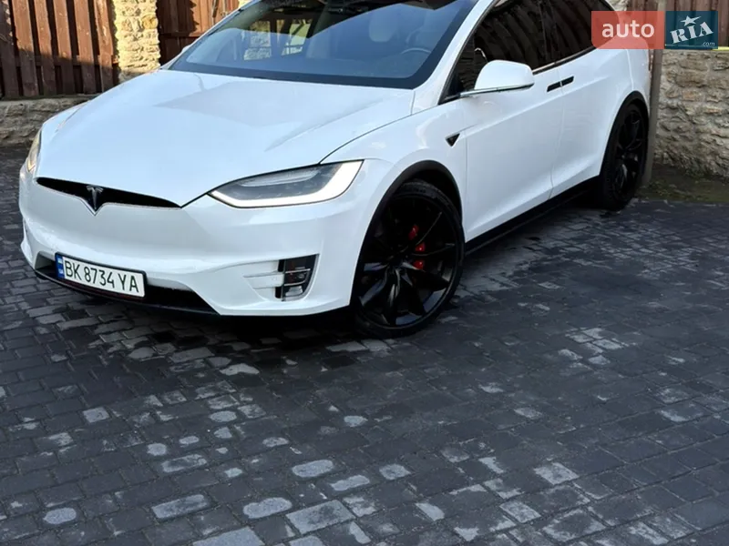 Tesla Model X