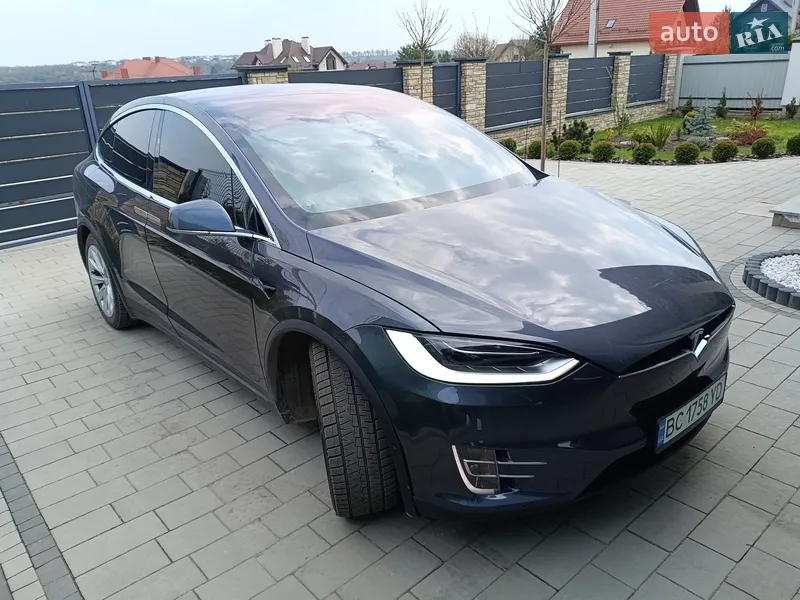 Tesla Model X