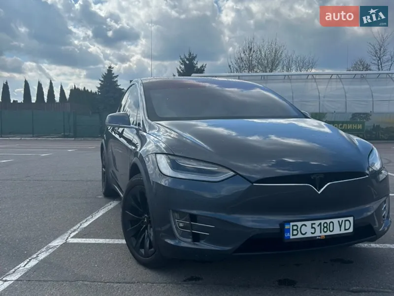 Tesla Model X
