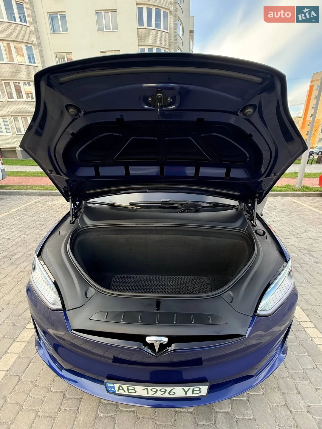 2024 Tesla Model X - мініатюра 23